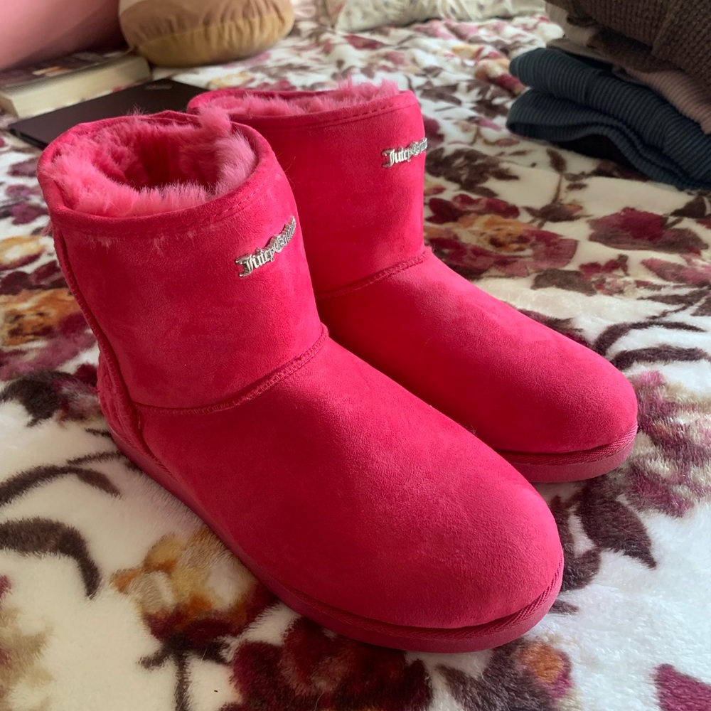 Juicy couture boots